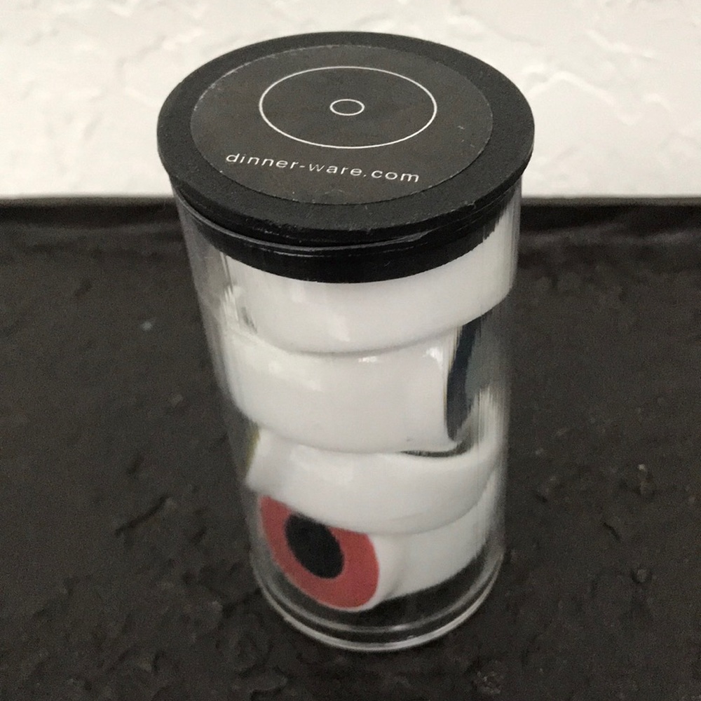 - ❤️NEW SET OF 4 CERAMIC MOD NAPKIN RINGS - Picture 8 of 8